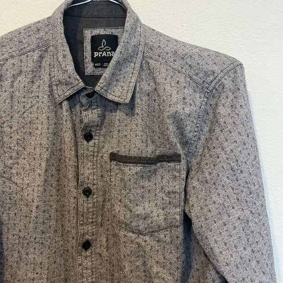 Prana Men’s Medium Gray Pattern Long Sleeve Button Up Outdoor Shirt Pocket EUC - Picture 3 of 4